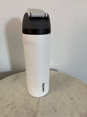 Owala 11296 24oz Stainless Steel FreeSip Water Bottle - White Black And Grey